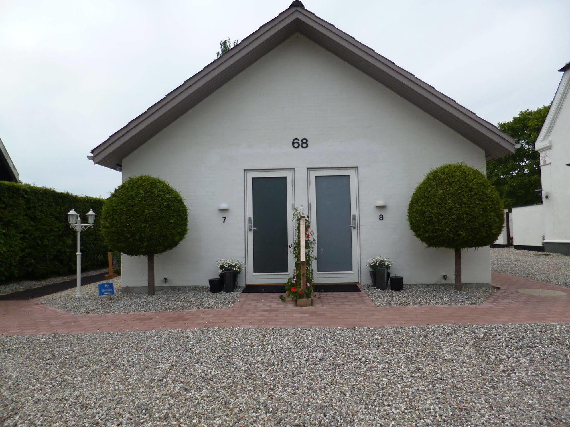 Engholmbb Bed & Breakfast โอเดนเซ ภายนอก รูปภาพ