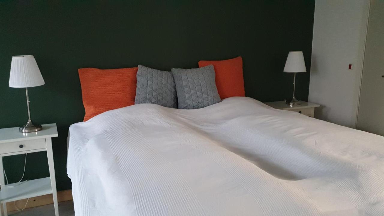 Engholmbb Bed & Breakfast โอเดนเซ ภายนอก รูปภาพ